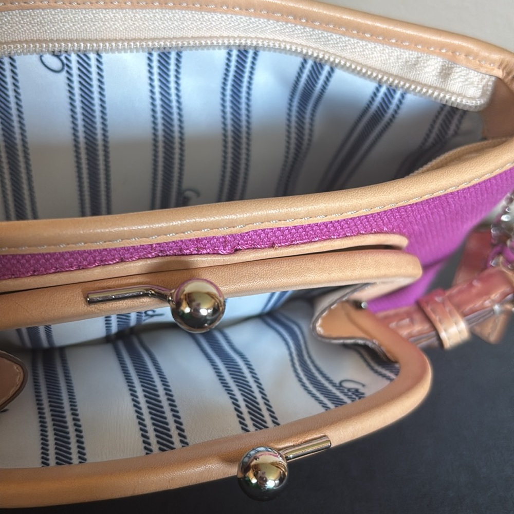 Coach rare Special Edition 10th Anniversary’s Hampton Canvas Wristlet wallet - Picture 5 of 7